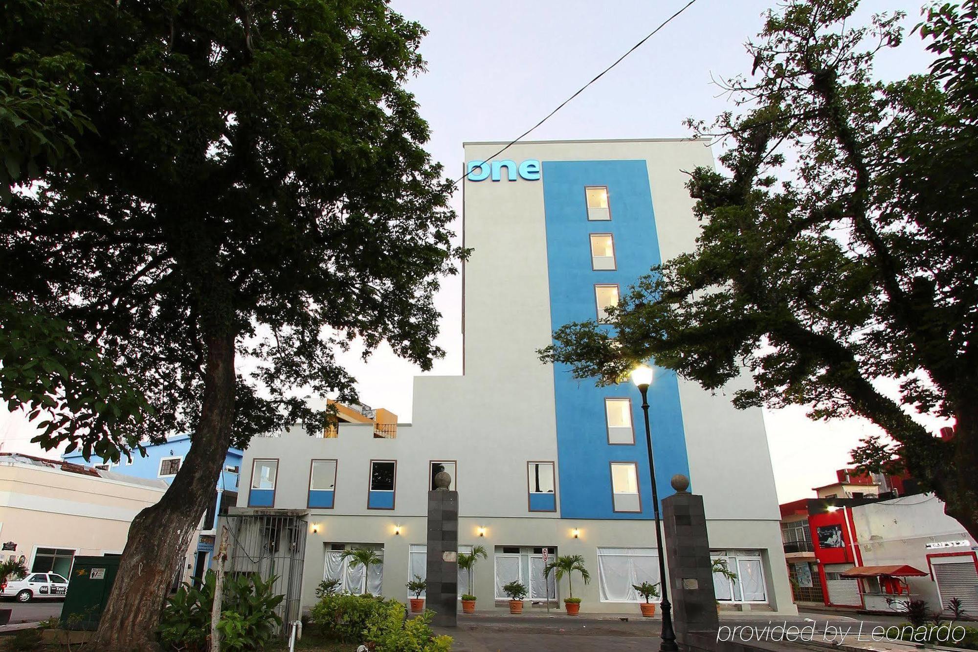 One Villahermosa Centro Экстерьер фото